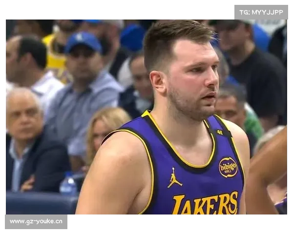 东契奇 45+8 弑旧主!湖人 15 分大胜独行侠锁定季后赛 东契奇 45+8 弑旧主!湖人 15 分大胜独行侠锁定季后赛