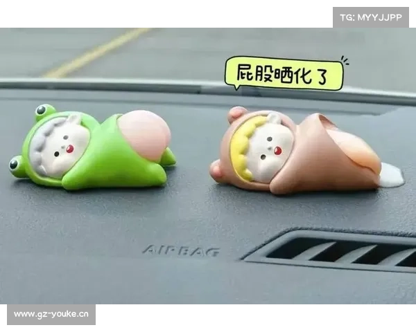 Labubu车内融化惨变Lababa!杭州人,快拿走车内的这些摆件 Labubu车内融化惨变Lababa!杭州人,快拿走车内的这些摆件